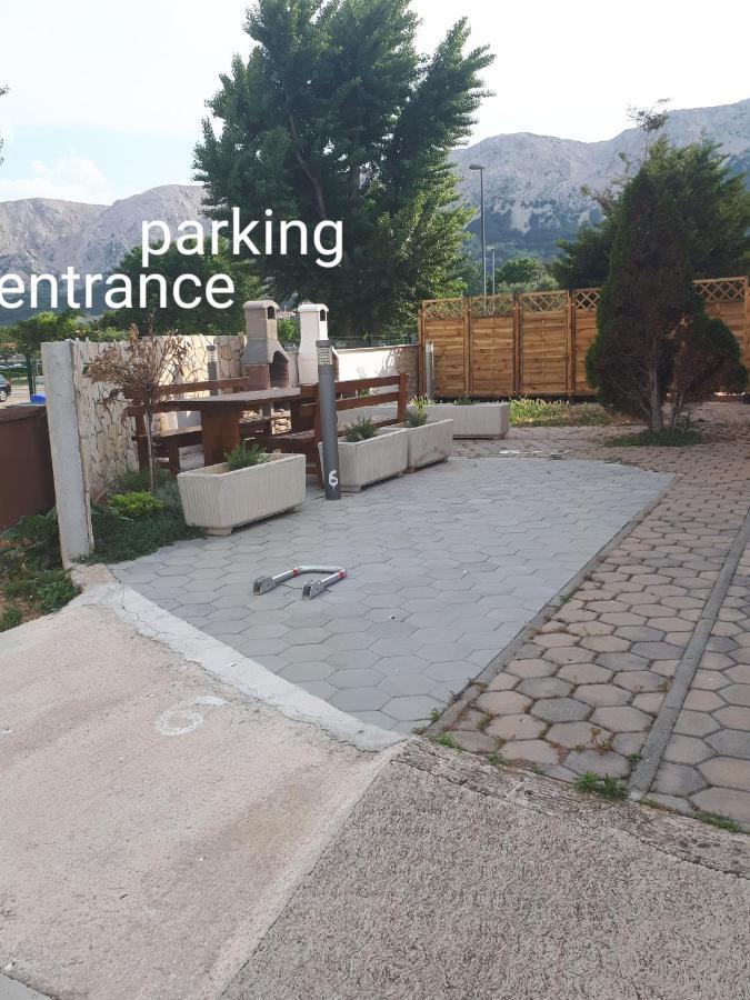 Beautiful Apartment Lovorka 6 , Baska, Krk Bagian luar foto