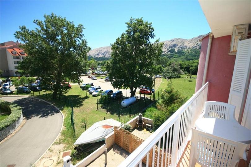 Beautiful Apartment Lovorka 6 , Baska, Krk Bagian luar foto